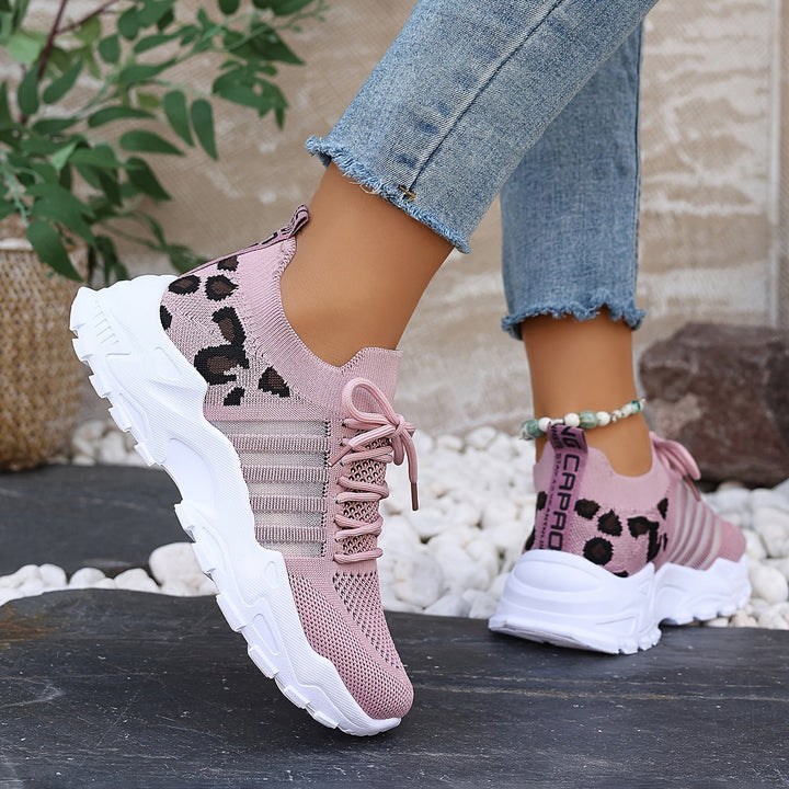 Sneakers confortabili și respirabili