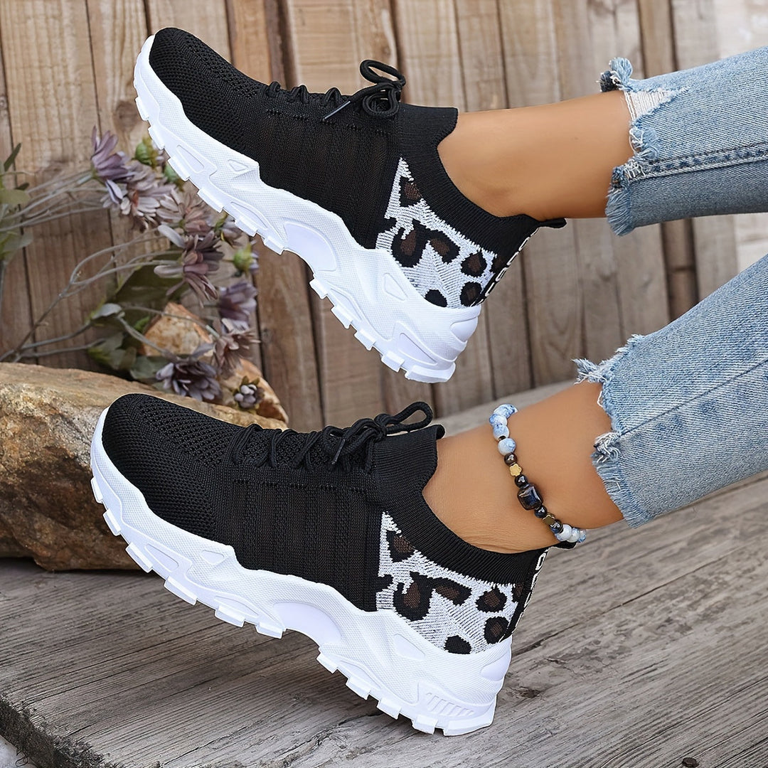 Sneakers confortabili și respirabili
