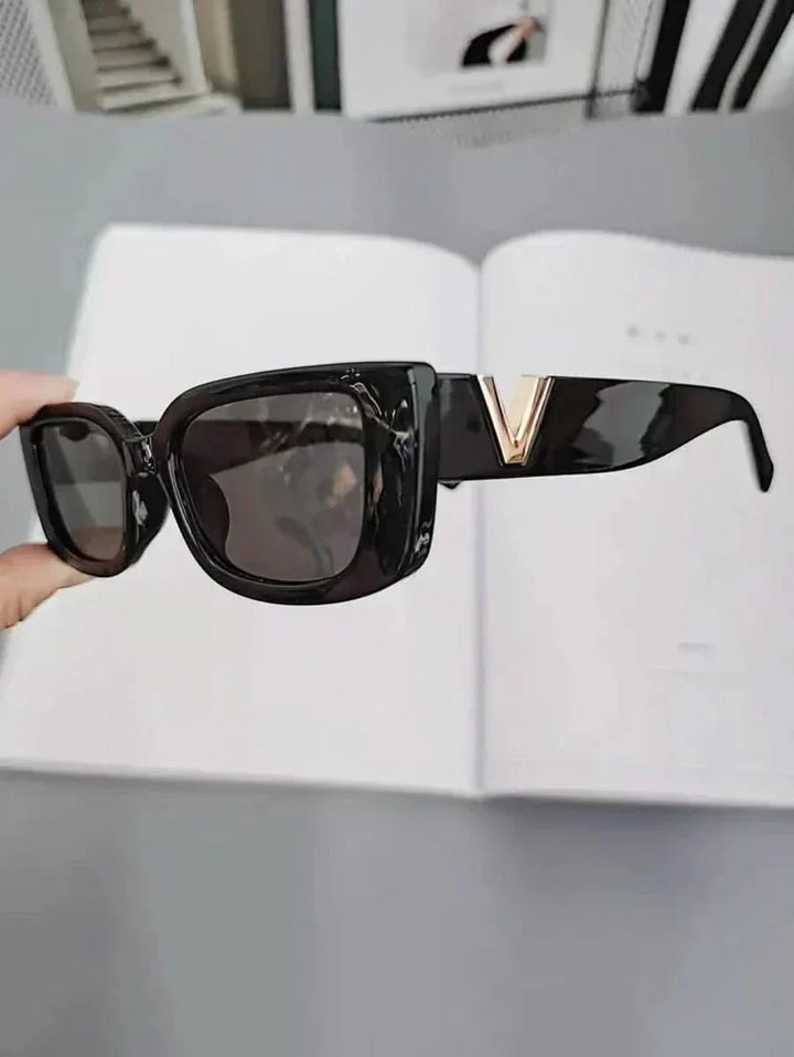 Taytum | Ochelari de soare izbitori