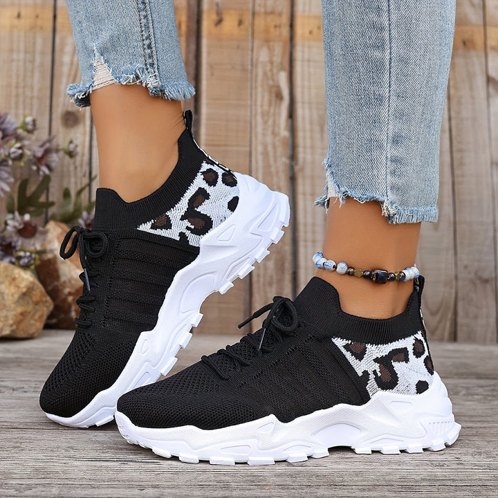 Sneakers confortabili și respirabili