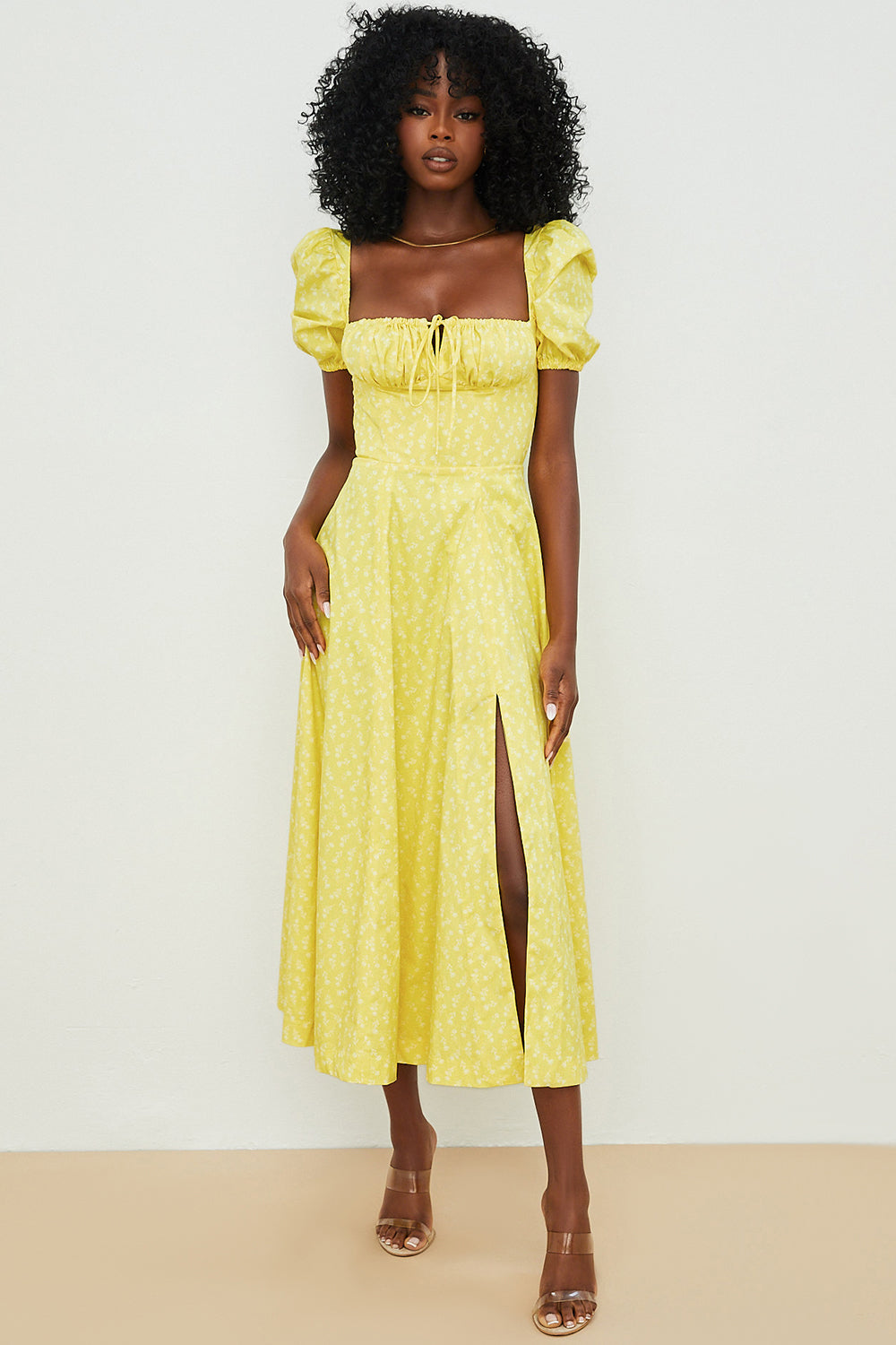 Aviana - Rochie cu Mâneci Puff Bloom
